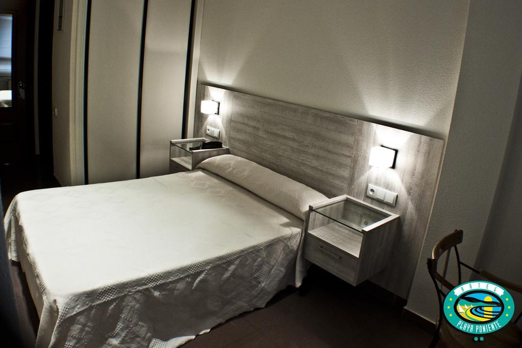Hotel Playa Poniente Gijon Bagian luar foto