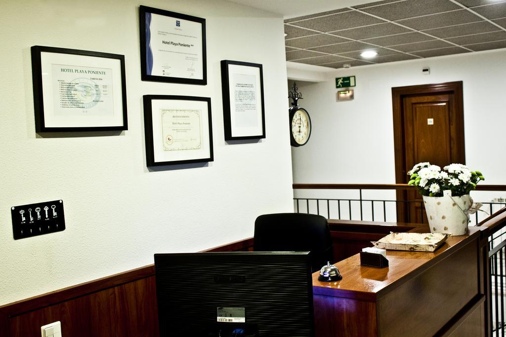 Hotel Playa Poniente Gijon Bagian luar foto