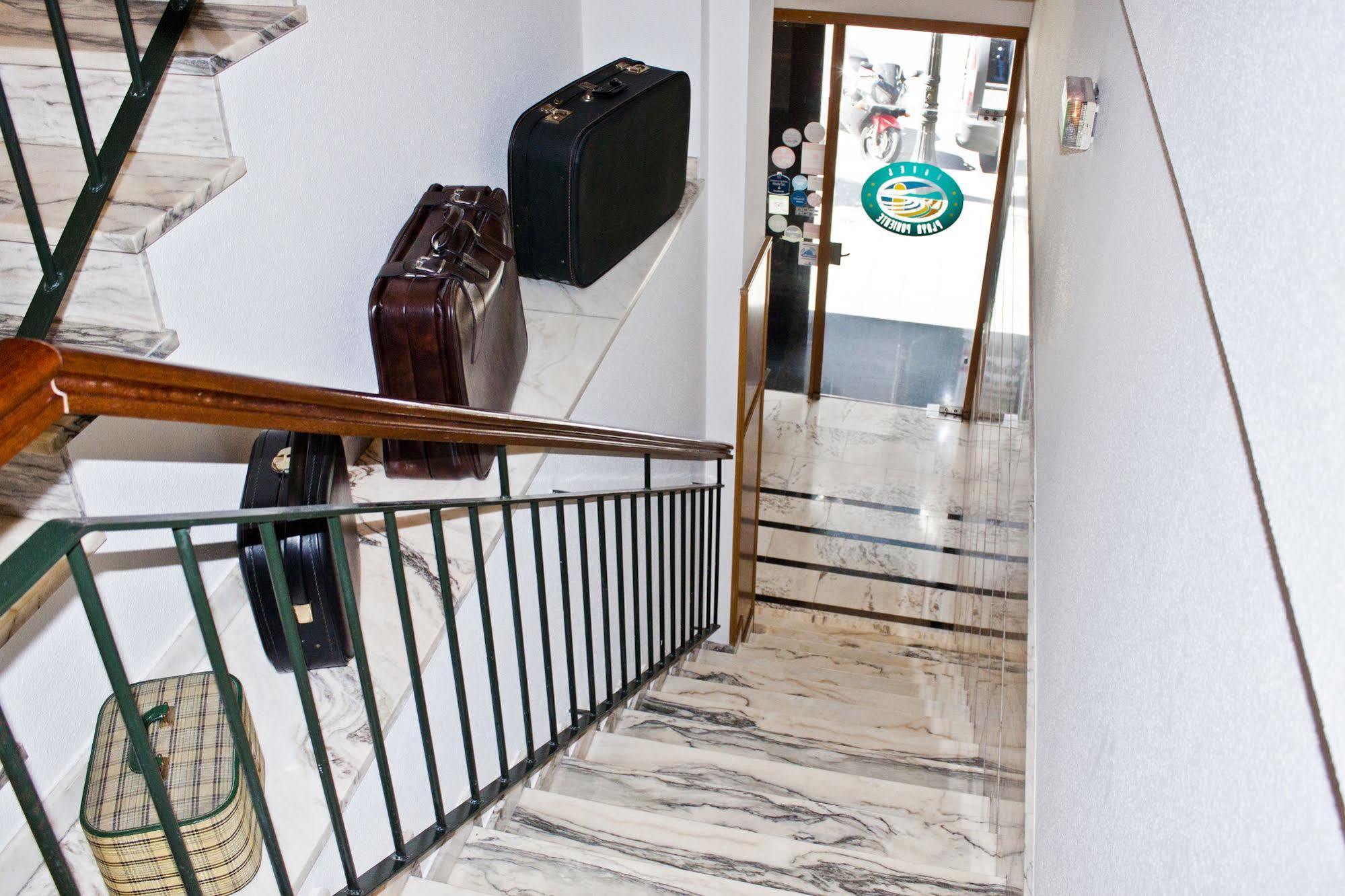 Hotel Playa Poniente Gijon Bagian luar foto